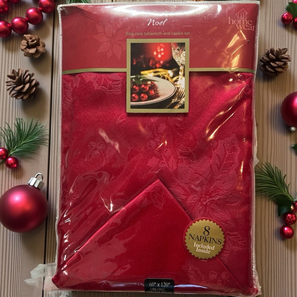 Homewear Dinner Party Noel Red Tablecloth Set 60x120 Oblong w/ 8 Napkins‎ NIP